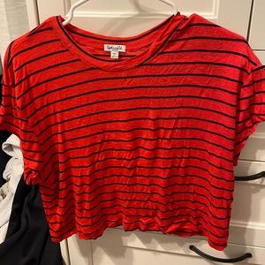 Cropped short sleeve shirt